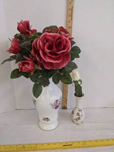 lot 479 image: (2) Faux flowers wvases