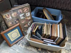lot 481 image: Large lot of various picture frames