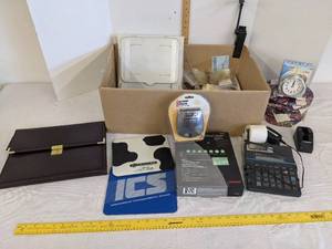 lot 514 image: Large lot of office supplies