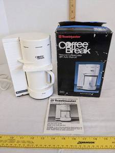 lot 549 image: Coffee break travel coffee maker