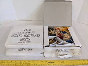 lot 550 image: (4) Club cellophane field toothpicks