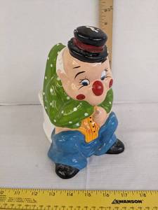 lot 564 image: Pouting clown toilet brush holder