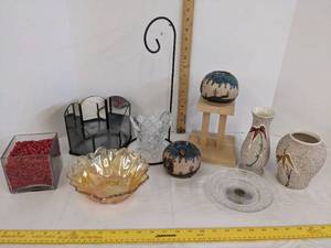 lot 566 image: Vases, candles holders & home decor