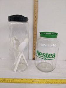 lot 604 image: Nestea jug & utensil jar
