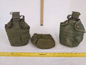 lot 612 image: (2) Canteens wextra sleeve