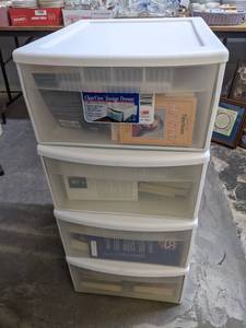lot 623 image: (4) Organizers full of various books