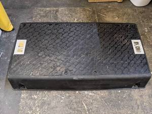 lot 641 image: Corys set trainer