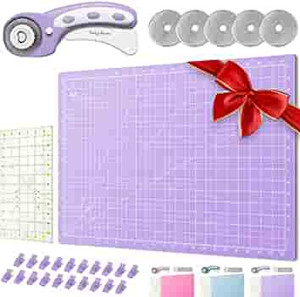 lot 4664 image: Rotary Cutter Set Lavender