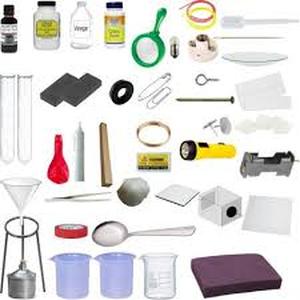 lot 1562 image: Science Experiment Kit