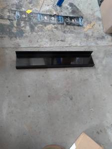 lot 3839 image: Black Shelf