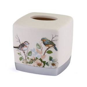 lot 7430 image: Avanti Love Nest Tissue Cover Bedding