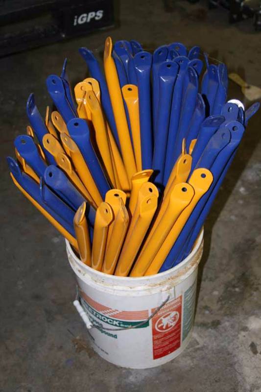 lot 5434 image: Steel Support Bars for a outdoor play set