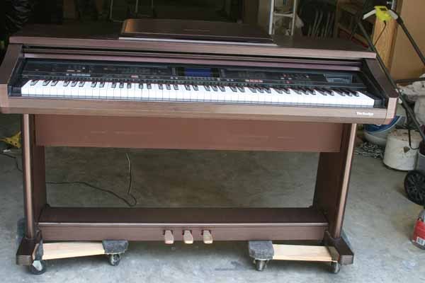 lot 5442 image: Techniques SX PR-700 Digital PianoOrgen