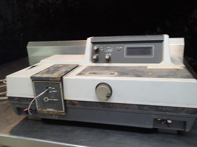 lot 201 image: Pye Uicam Spectrophotometer