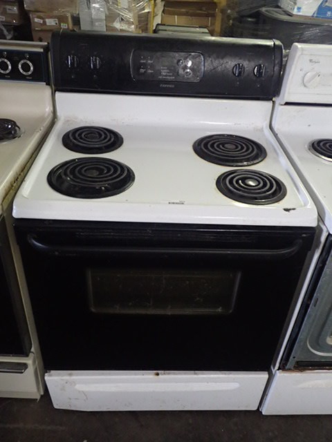 lot 6613 image: Tappan electric stove