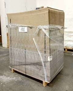 lot 8320 image: Over 1000 Sheets of 30 Point Chipboard Pads - 25 x 38 - Retails for over $800