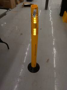 lot 24915 image: 37inch Caution Post