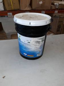 lot 24989 image: 5 gallon bucket of Bio-Extreme Oven and Chain Lubricant