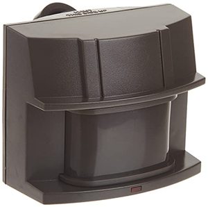 lot 4581 image: Heath Zenith S SL-5407-BZ 180-Degree Replacement Sensor, Selectable Timer, Adjustable Detection Sensitiity Upto 70Feet Range, LED Indicates Motion Sensed (Day or Night), 500W, Br, 1-(Pack), Bronze