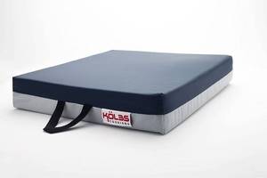 lot 2544 image: Kolbs Gel Extreme  Wheelchair Cushion Seat Cushion  3 Inch Thick