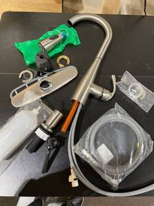 lot 2592 image: Mown Water faucet 203634