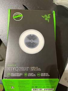lot 2650 image: Razer Kiyo Streaming Web Camera with Ring Light - Full HD 1080p  720p
