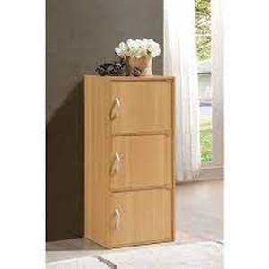 lot 2086 image: HODEDAH 3-Door Cabinet