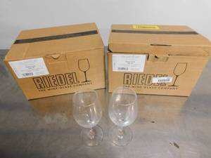 lot 10188 image: NEW Riedel White Wine Glasses