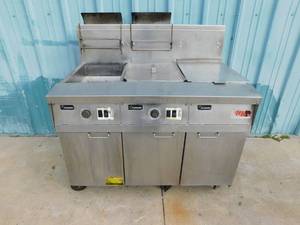 lot 10132 image: Frymaster 2 Bay Fryer wDump Station
