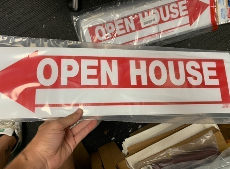 lot 100 image: 6 Brand New Open House Real Estate Signs