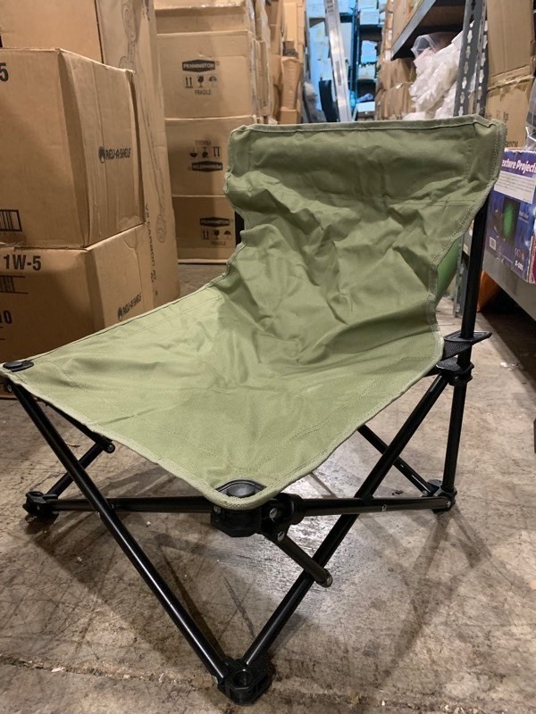 lot 131 image: Compact Portable Military Green Pop Up Chair w Mesh Pouch