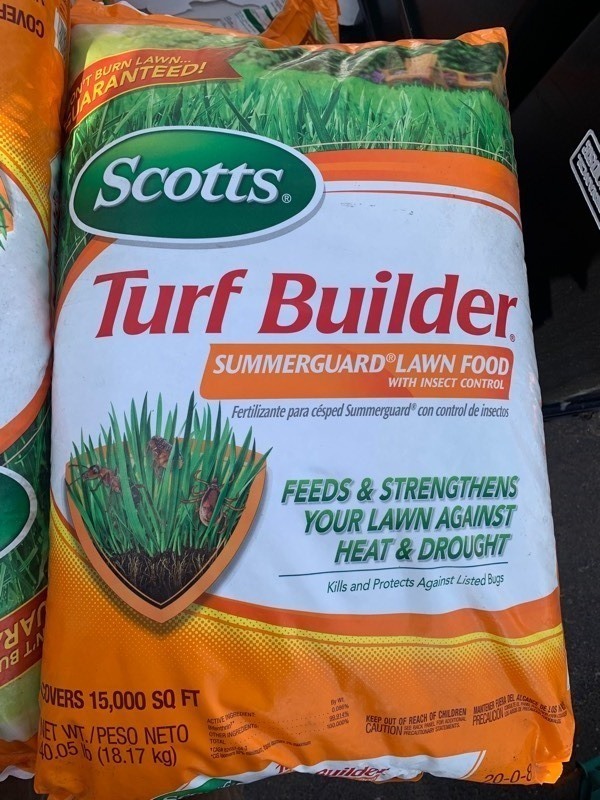 lot 153 image: 1- 40lb Bag of Scotts Turf Builder Summerguard Lawn Food w Insect Control
