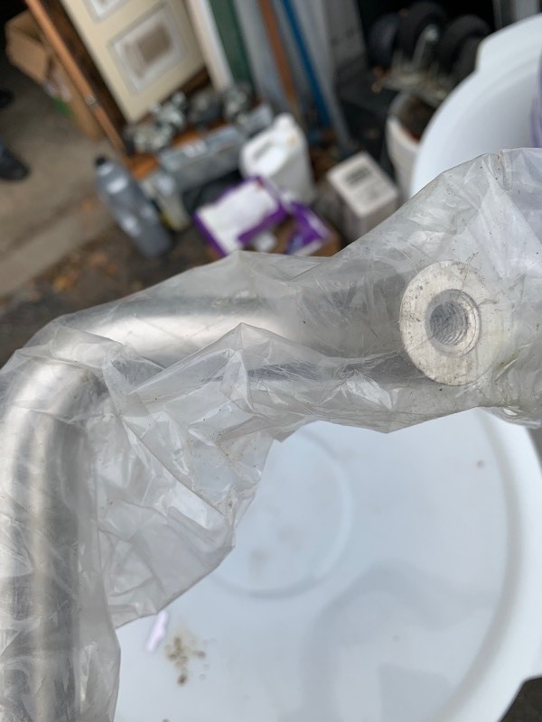 lot 182 image: New in Plastic Heavy Duty Metal Handle