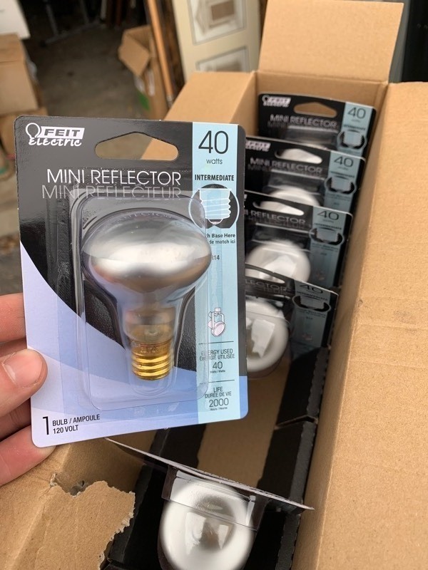 lot 261 image: Lot of Feit Electric 40 Watt Mini Reflector Intermediate Light Bulbs