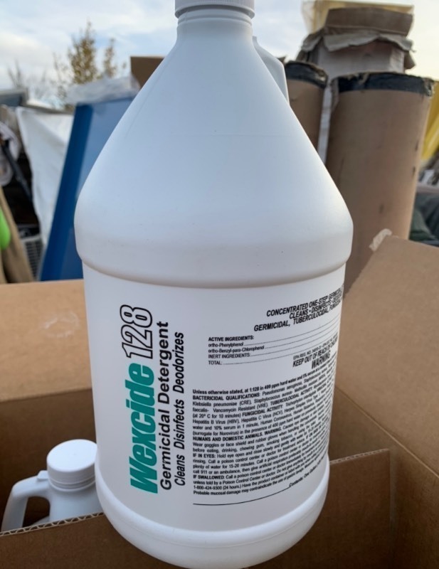 lot 354 image: Case of 4 Jugs of Wexcide 128 Germicidal Detergent