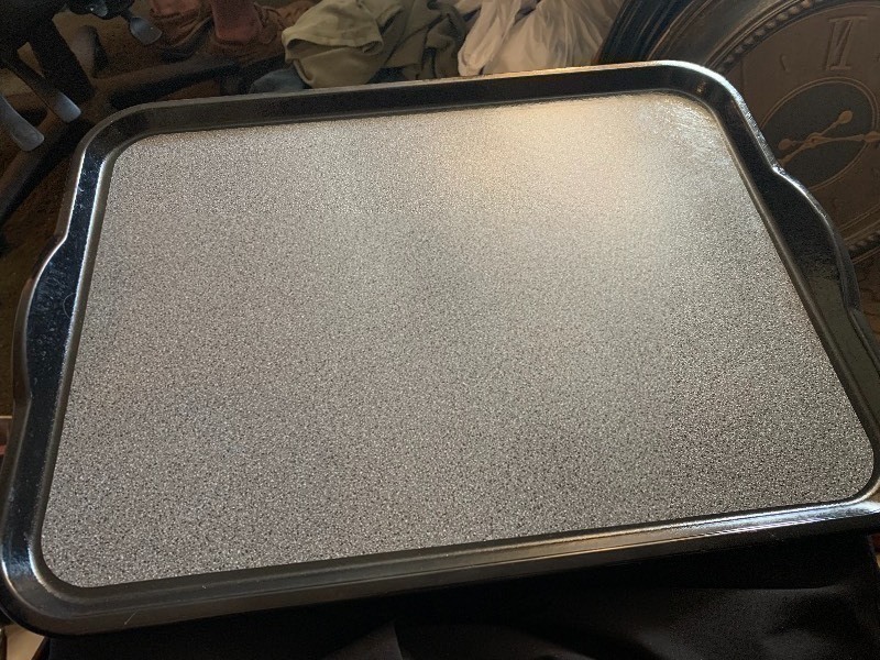 lot 364 image: 10 New High Quality Cambro Rectangular Versa Lunch Trays - 14x18 BlackPebbled Black
