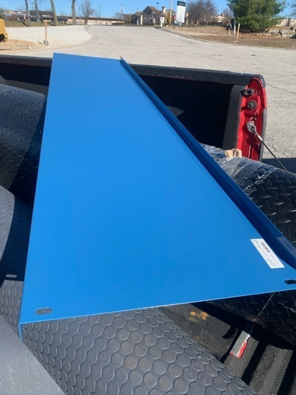 lot 566 image: 1 New 15 x 69 Metal Shelf as pictured