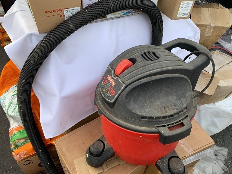 lot 70 image: Craftsman Shop Vacuum
