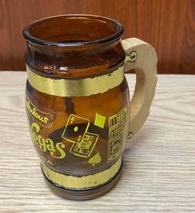 lot 9034 image: Vintage Mini LAS VEGAS Brown Glass Beer Mug w wooden handle - Collectible