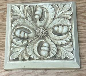 lot 9047 image: Decorating Wall Hanging - 7 square - Great Accent Piece