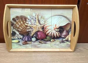 lot 9054 image: Seashell Tile Serving Tray - Art by Nancy Wiseman - COOL
