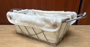 lot 9069 image: Cool Wire Bread Basket (or anything) w Washable Canvas Liner - NEATO