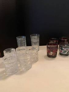lot 1048 image: Assorted glasses