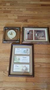 lot 1112 image: 2 framed prints (largest is 15 x 12) and New Haven clock (works)