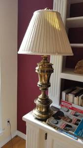 lot 1126 image: Stiffel brass lamp 33 tall (works)
