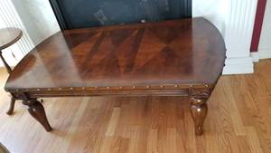 lot 1139 image: Coffee table 16 x 50 x 28