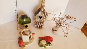 lot 1144 image: Bird houses, vase and bird candle holders