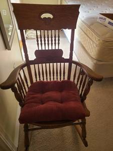 lot 1230 image: Vintage rocking chair
