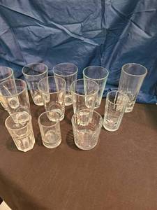 lot 1303 image: 12 assorted drinking glasses