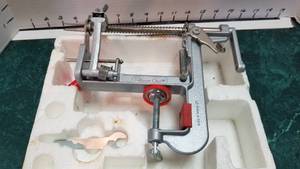 lot 1339 image: Pampered Chef apple corer